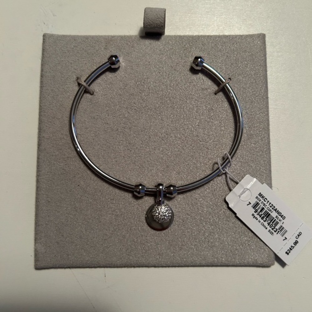 NWT MICHAELS KORS Silver Bangle Bracelet with Charm